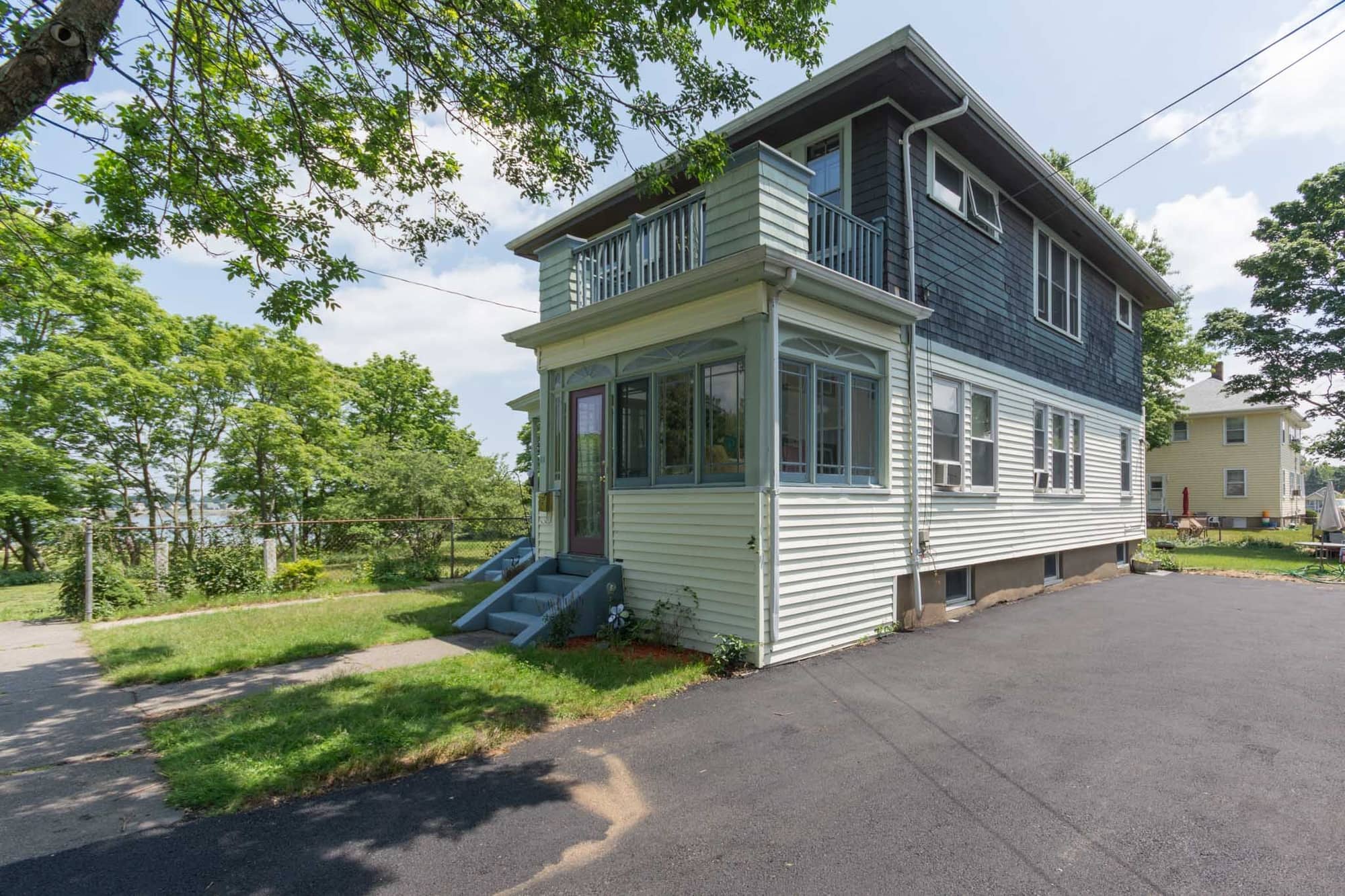 111 Baxter Avenue Ledge & Young Real Estate